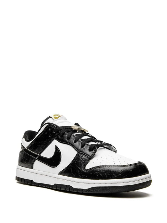 Dunk Low World Cham - Black White
