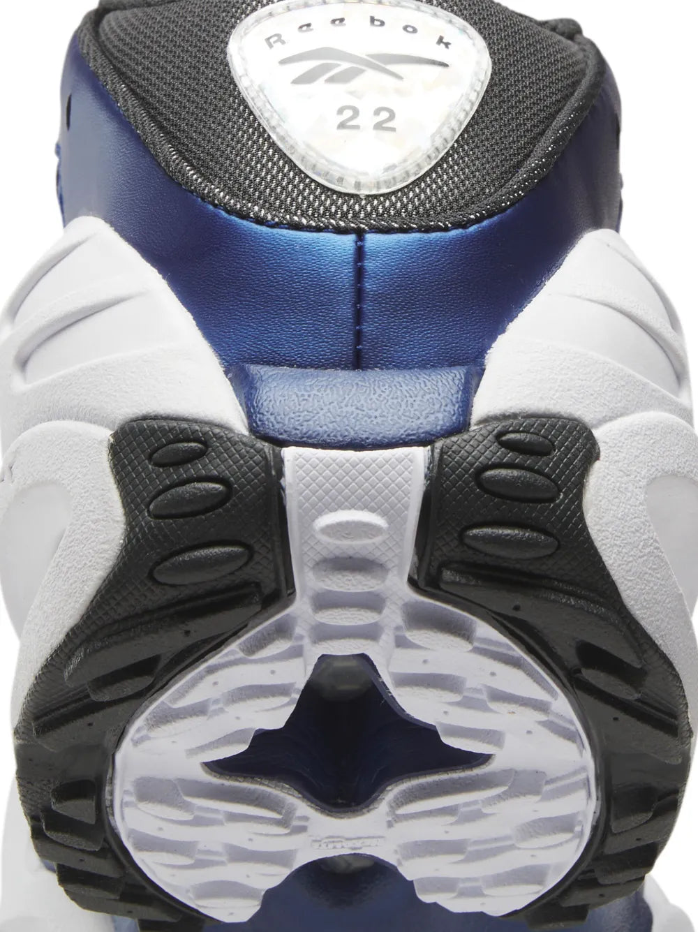 E22 High-Top