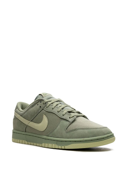 Dunk Low Oil Green