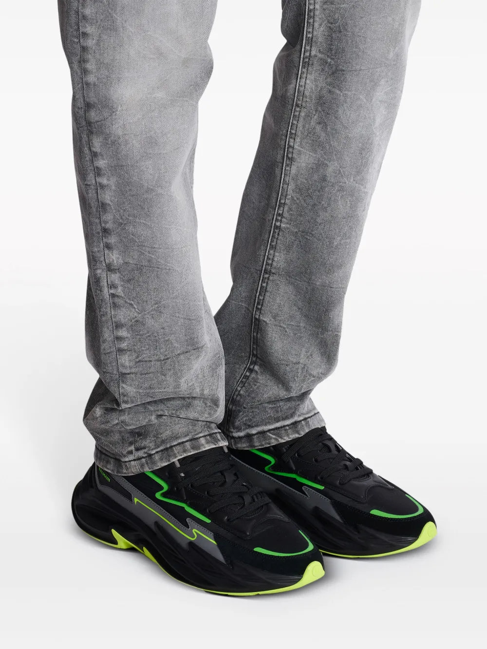 Run-Row Leather