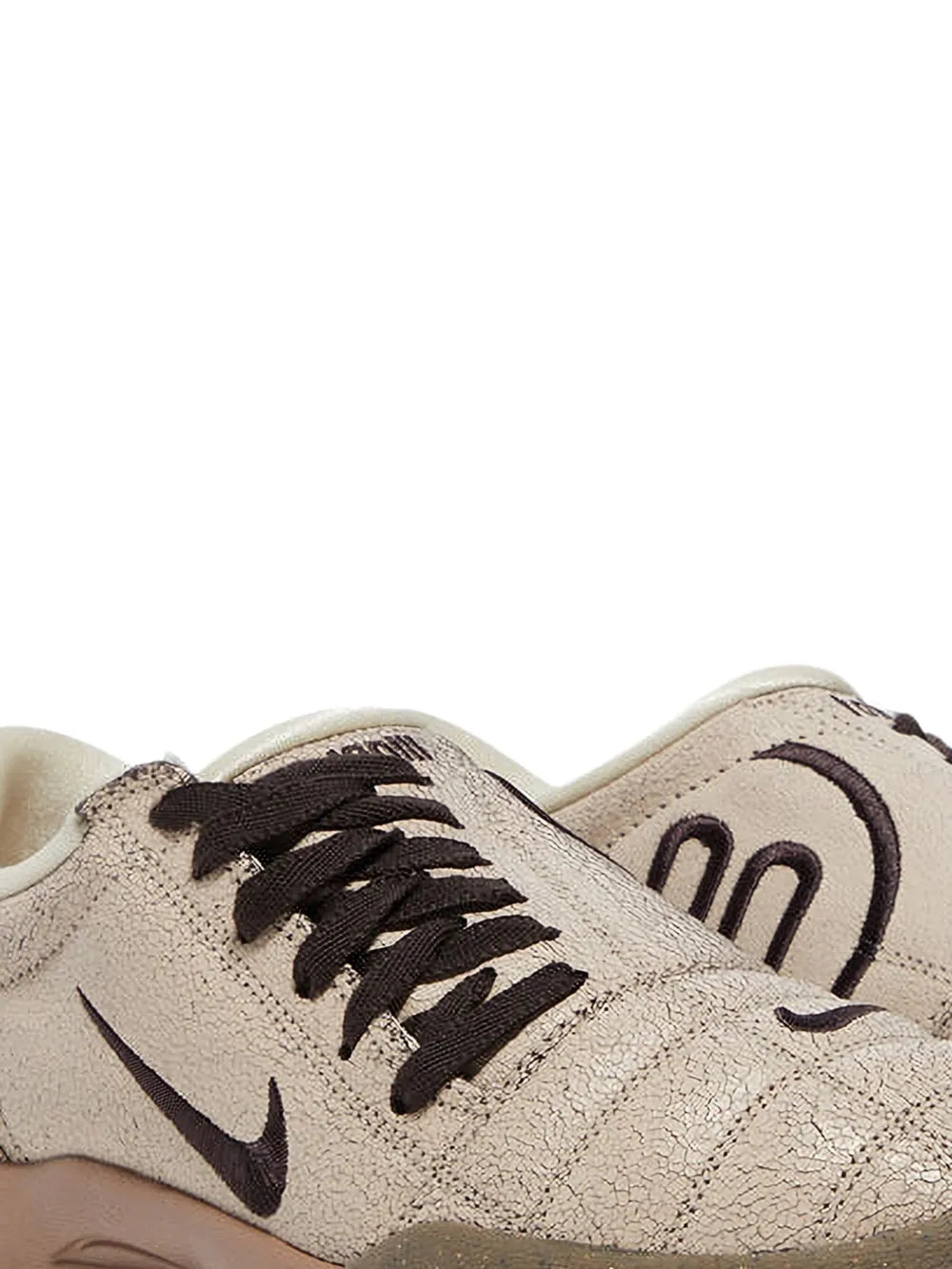 Total 90 Iii Pearl White/Shadow Brown
