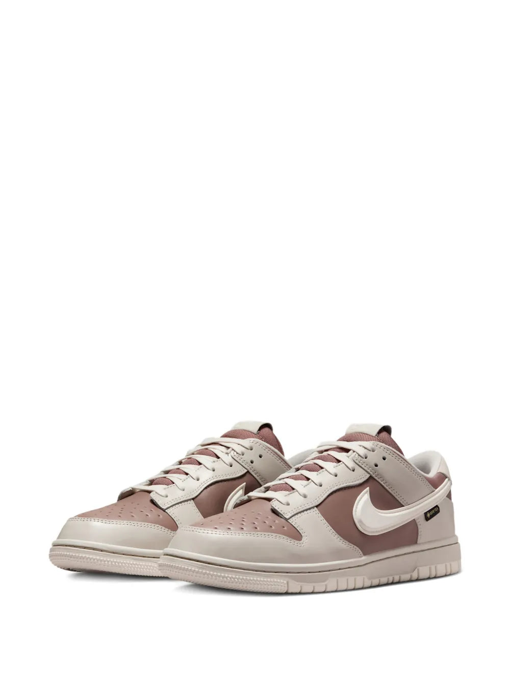 Gore-Tex Dunk Low Trainers