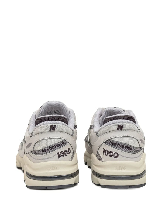 1000 Logo-Detail