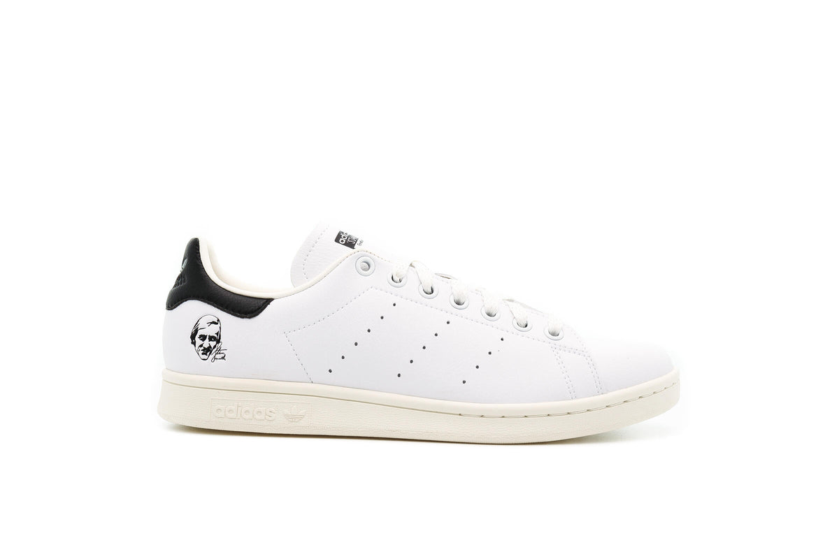 Exclusive adidas Originals STAN SMITH "OFF WHITE" — 3.5 — Front View