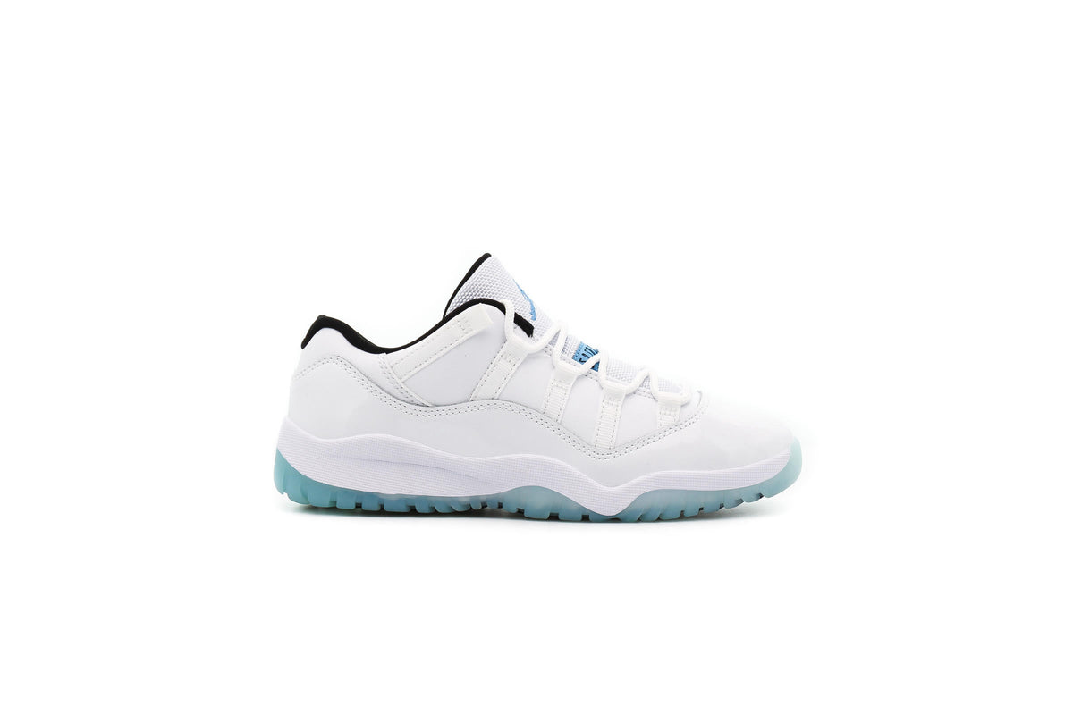 Exclusive Air Jordan 11 RETRO LOW (PS) "LEGEND BLUE" — 1.5Y — Front View