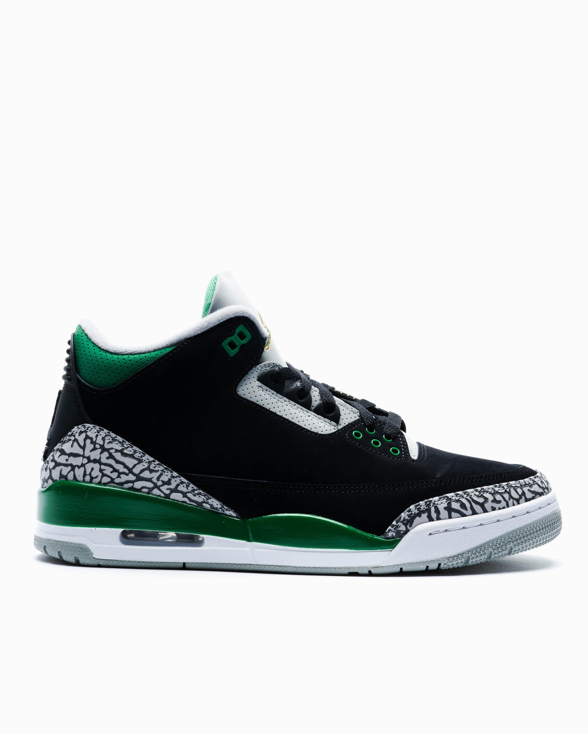 Exclusive Air Jordan 3 RETRO — 3.5 — Front View