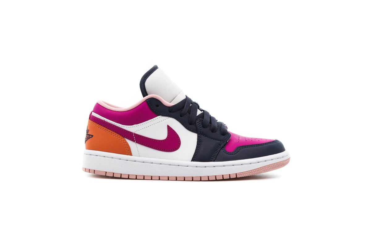 Exclusive Air Jordan WMNS 1 LOW SE "THUNDER BLUE" — 5 — Front View