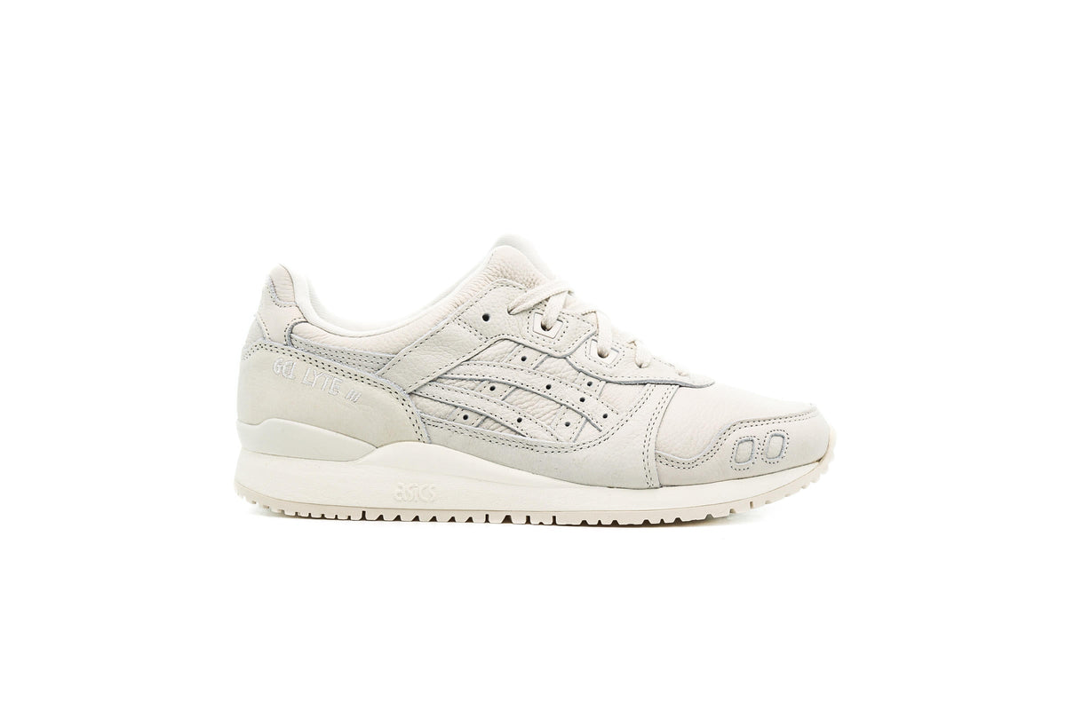 Exclusive Asics GEL-LYTE III OG — 4 — Front View