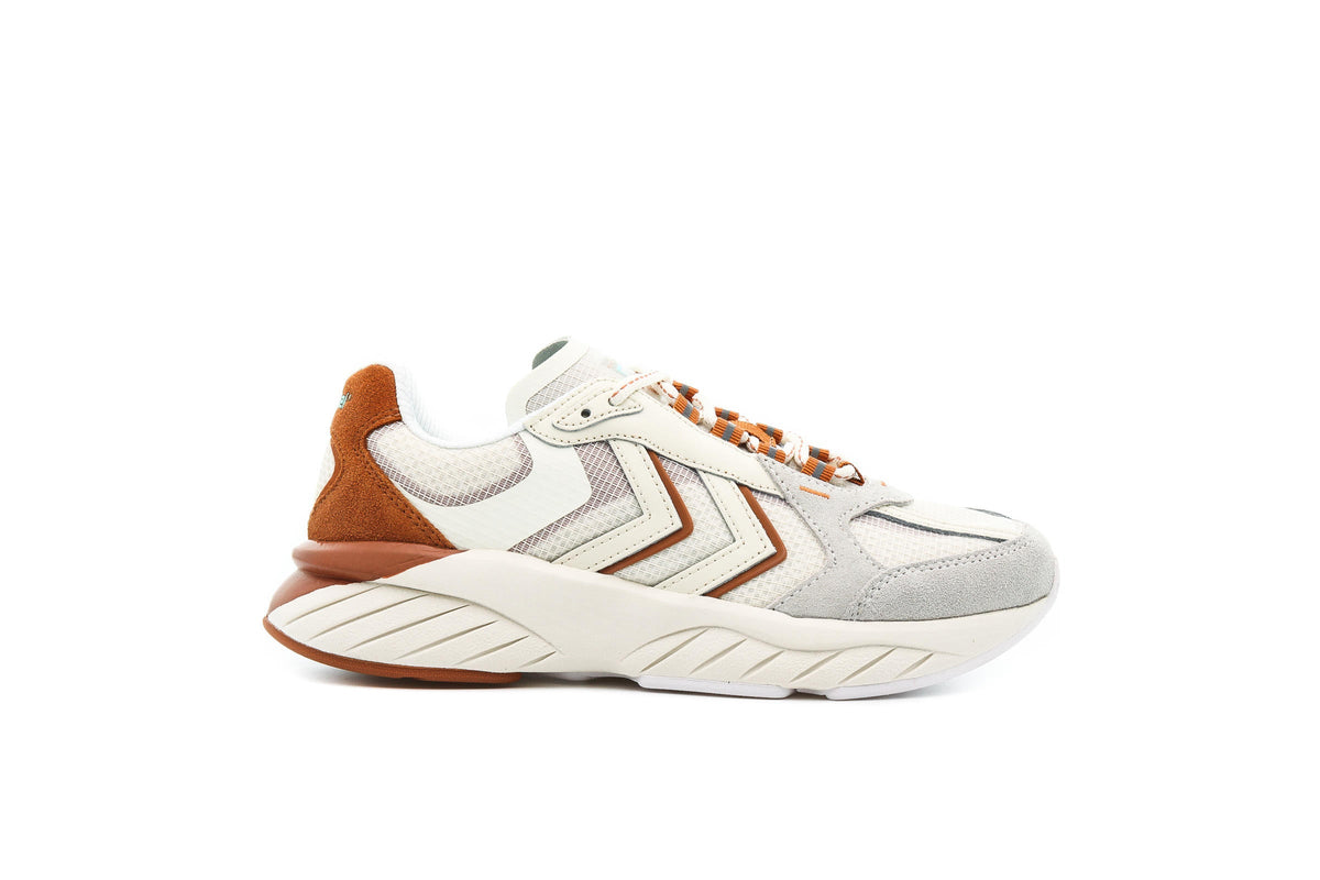 Exclusive Hummel REACH LX 6000 "WHITE" — 4 — Front View