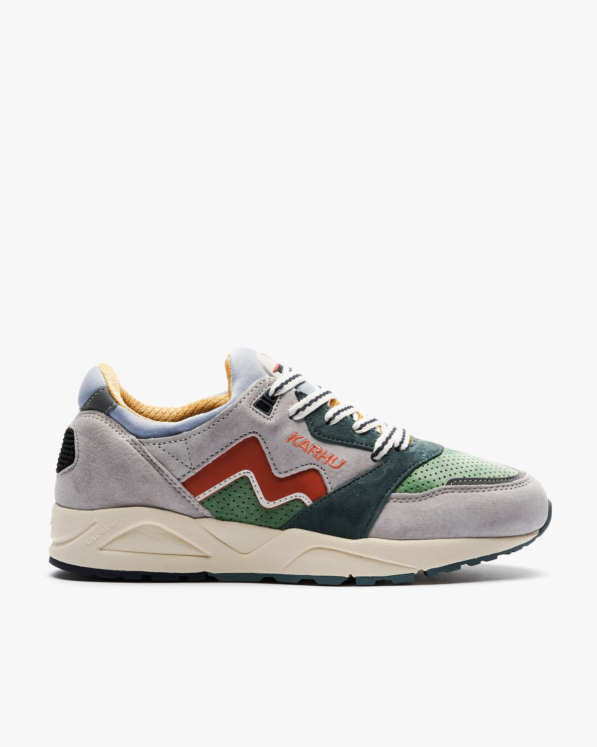 Exclusive Karhu Aria — 4 — Front View
