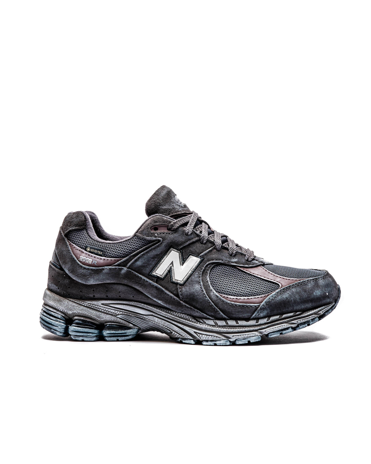Exclusive New Balance M 2002 RXA — 4 — Front View