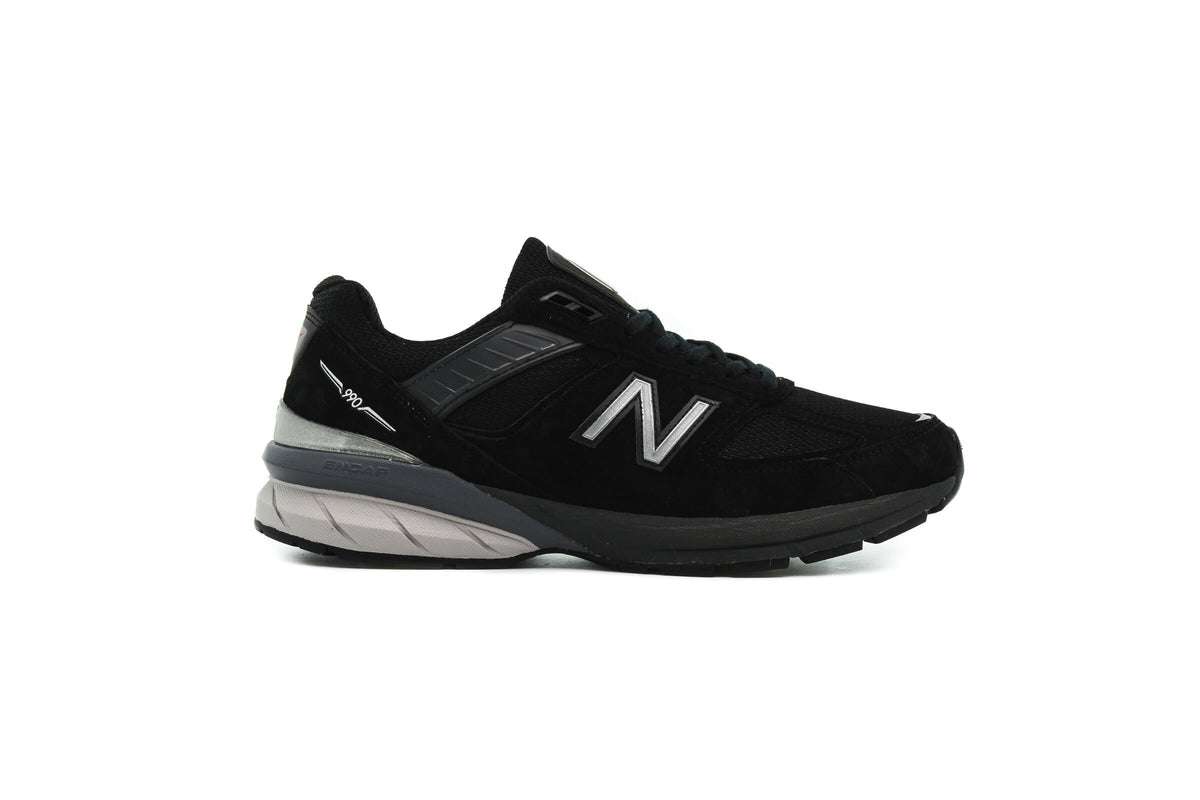 Exclusive New Balance M 990 BK5 — 4 — Front View