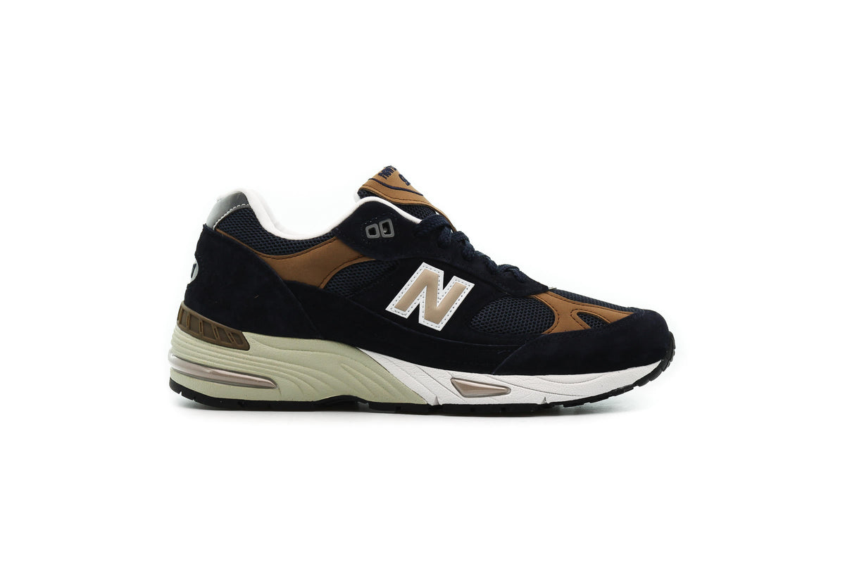 Exclusive New Balance M 991 DNB — 4 — Front View