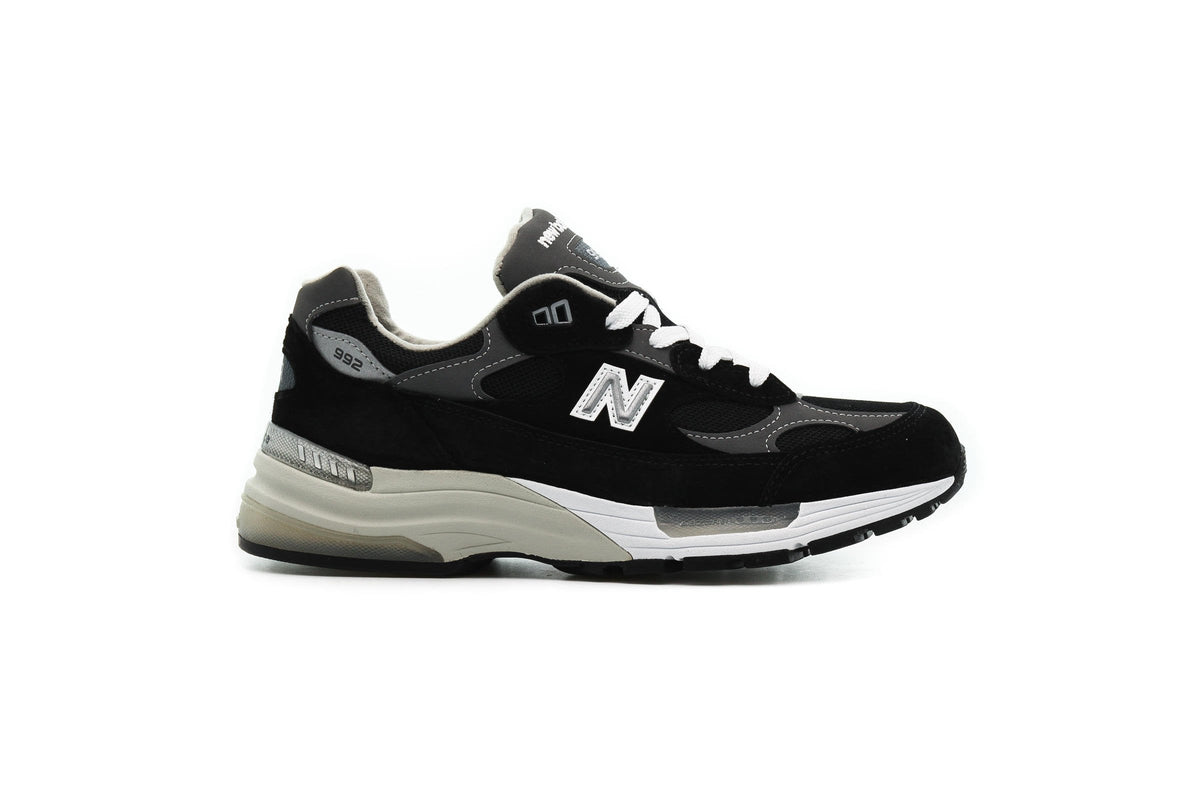 Exclusive New Balance M 992 EB — 4 — Front View