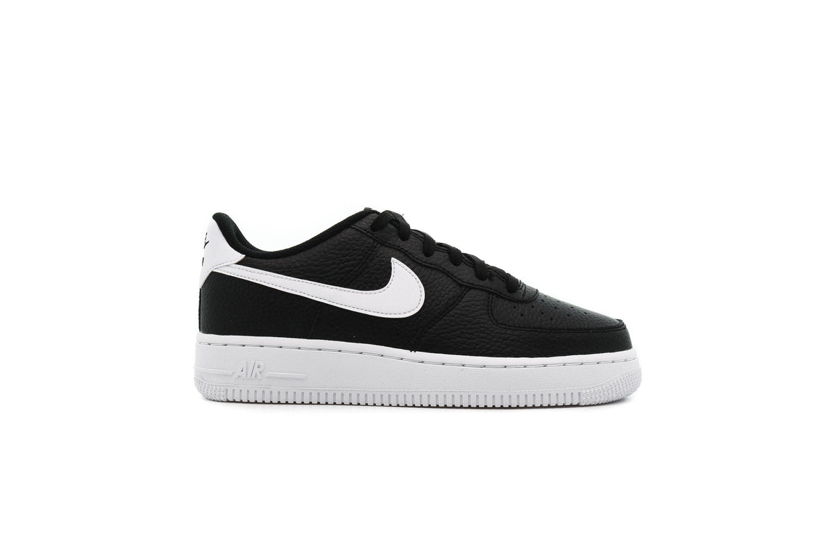 Exclusive Nike AIR FORCE 1 (GS) "BLACK" — 3.5Y — Front View