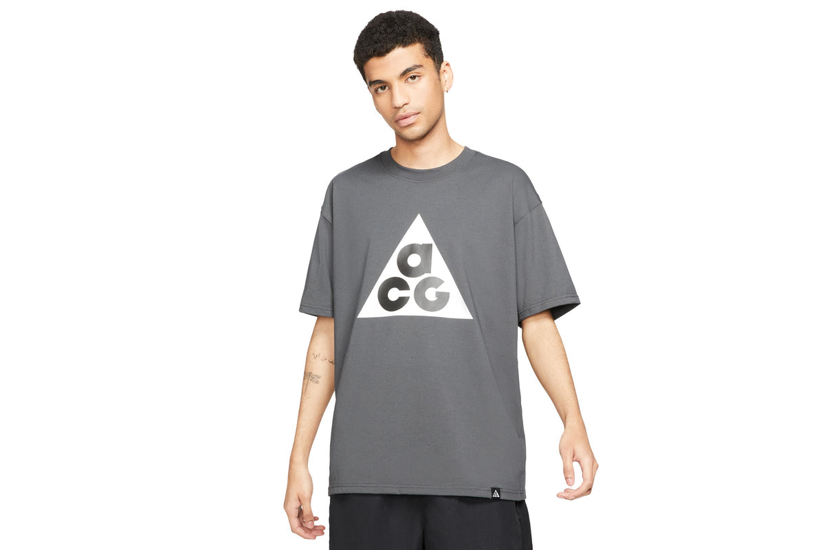 Exclusive Nike ACG SS HBR TEE "SMOKE GREY" — 2XS — Front View