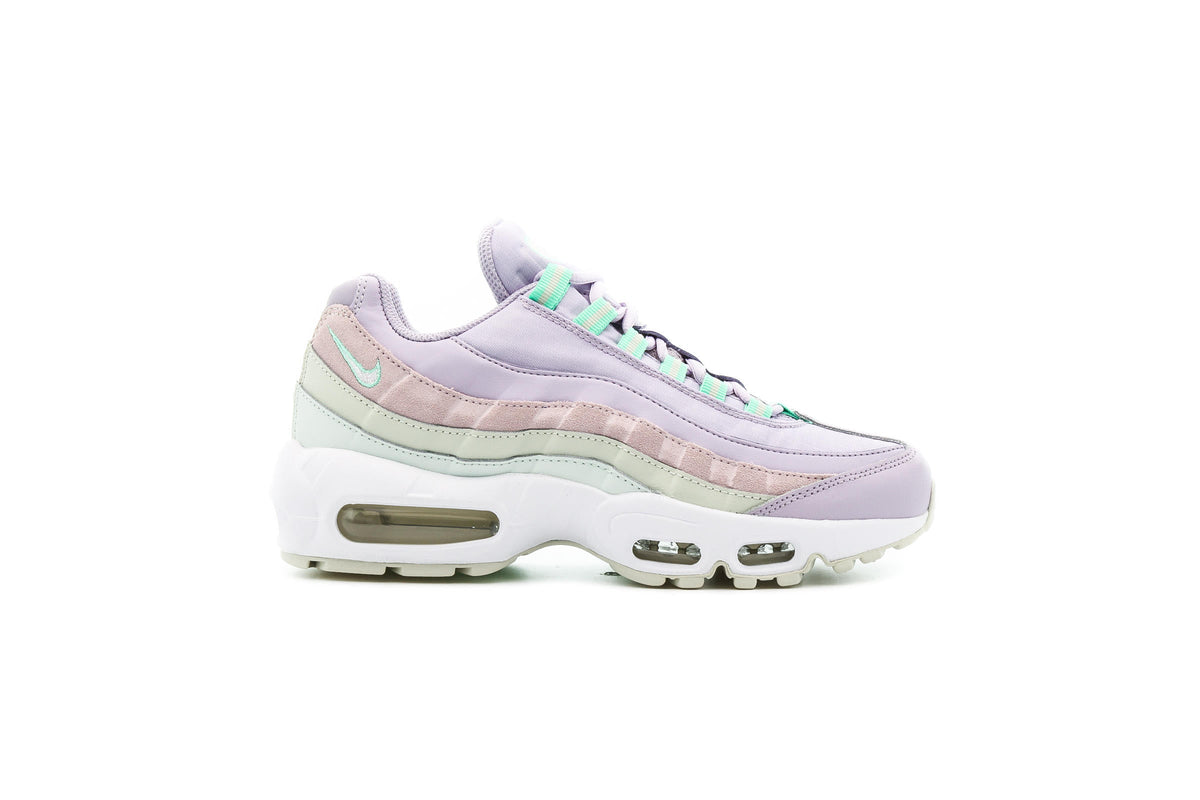 Exclusive Nike WMNS AIR MAX 95 "INFINITE LILAC" — 5 — Front View