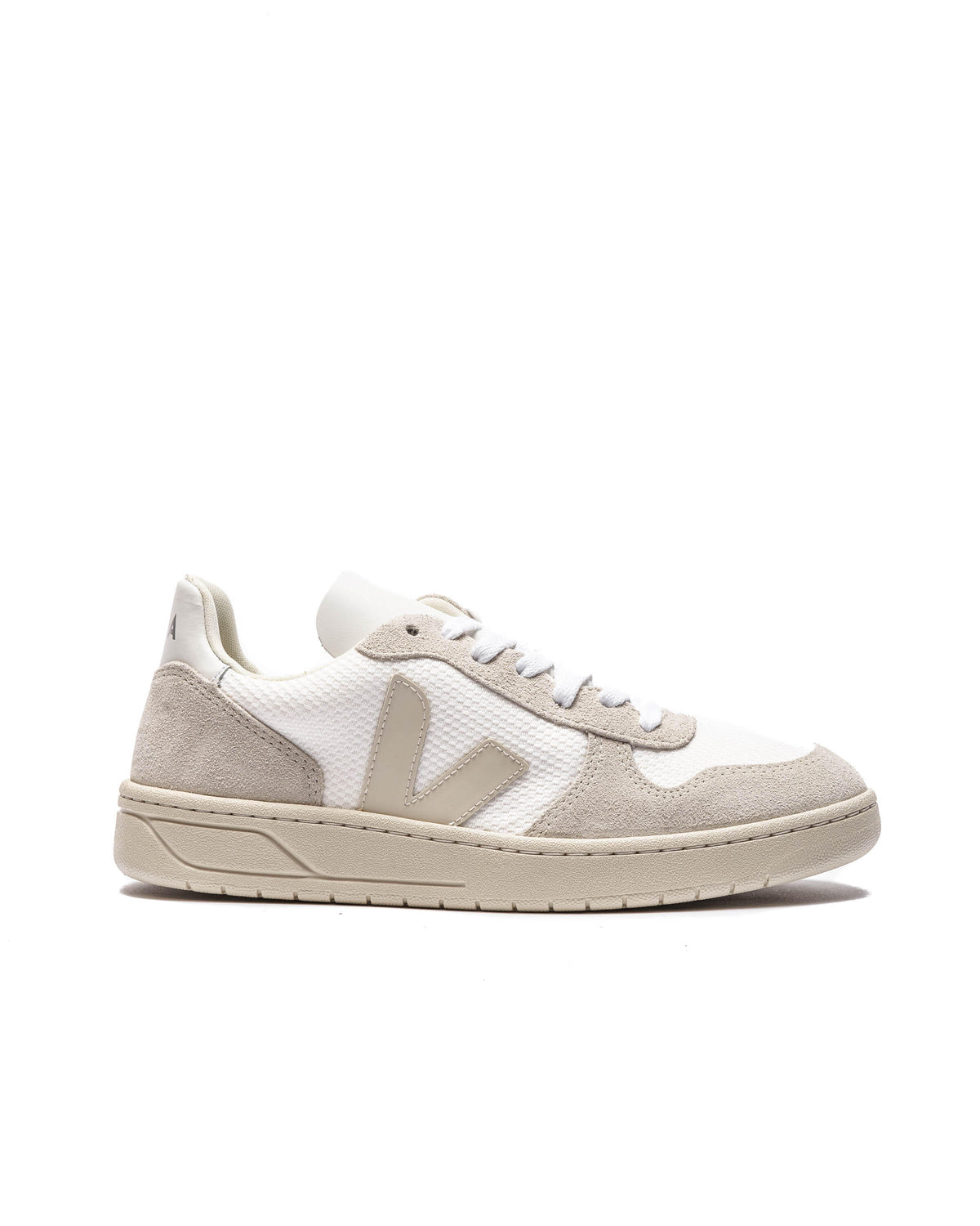 Exclusive Veja WMNS V-10 — 4 — Front View