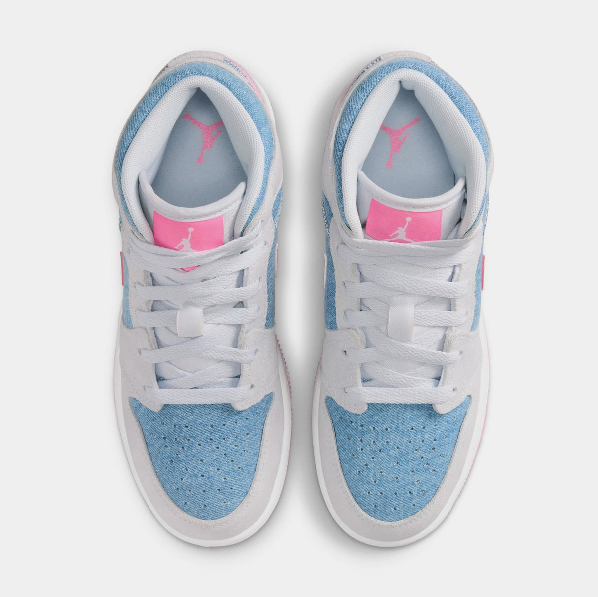 Exclusive Air Jordan 1 Mid SE Grade School Lifestyle Shoes (Cobalt Bliss/White/Pink Glow) — 4Y — Side View