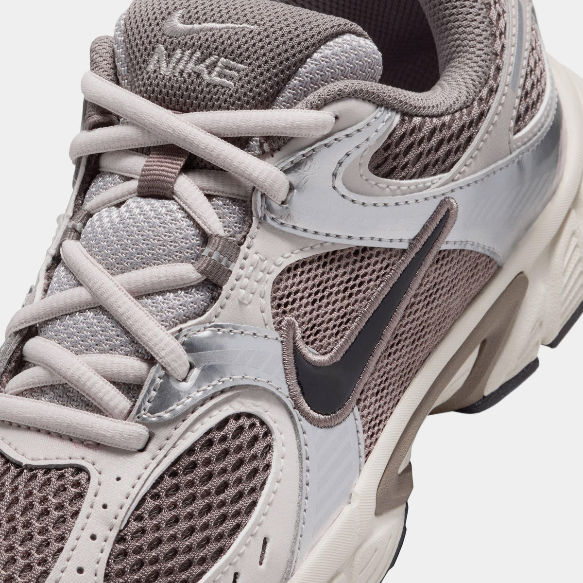 Exclusive V5 RNR Grade School Running Shoes (Cave Stone/College Grey/Vast Grey/Black) — 3.5Y — Detail View