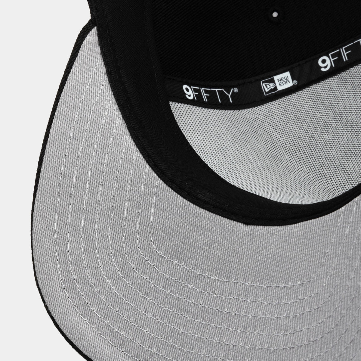 Exclusive Shoe Palace Exclusive San Francisco Giants Upside Down 950AF Curve Snapback Mens Hat (Black/White) — OS — Top View