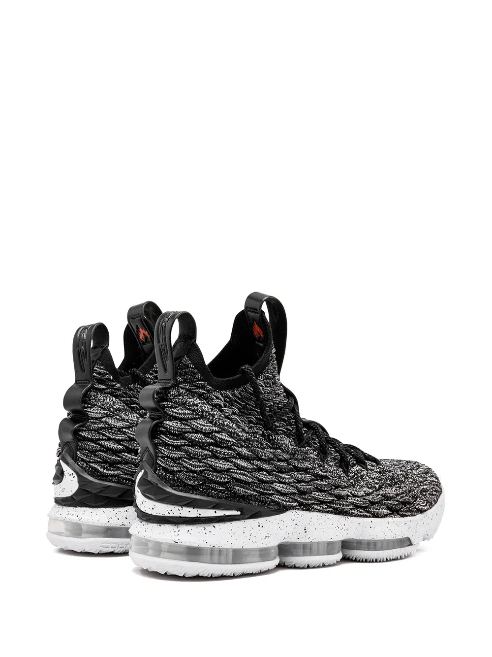 Lebron Xv