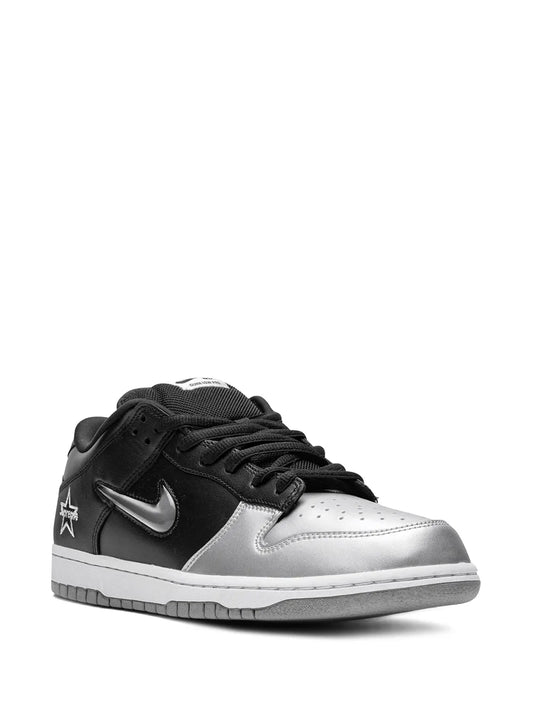 Supreme Sb Dunk Low Og Qs Jewel Swoosh Silver/Black