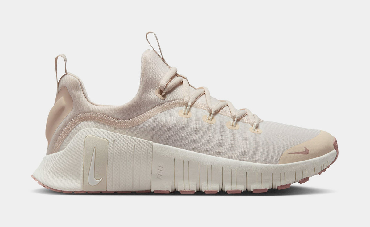 Exclusive Free Metcon 6 Womens Running Shoes (Soft Pearl/Particle Pink/Pearl White) — 5 — Front View