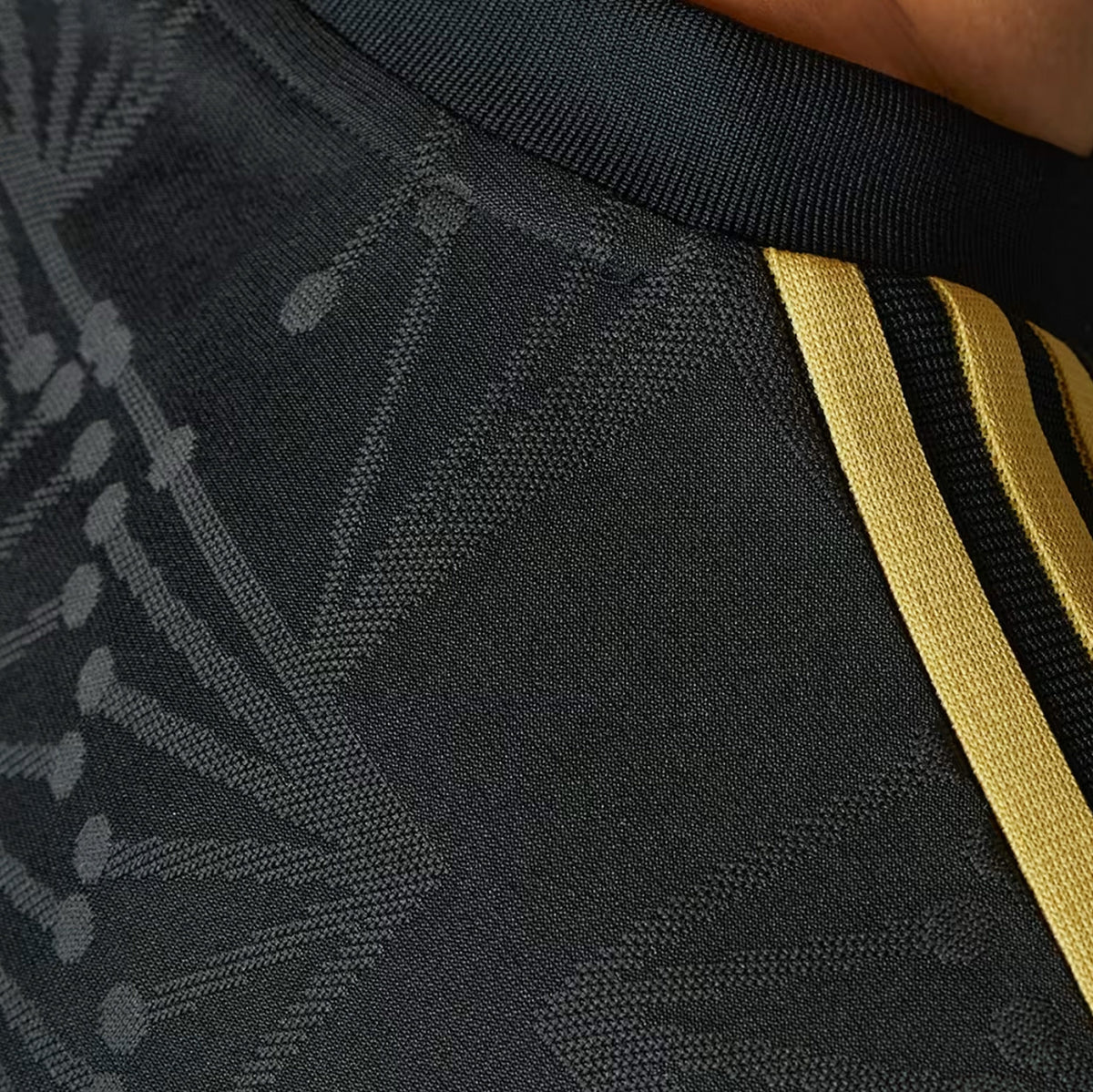 Exclusive Mexico National Gold Cup Authentic Mens Jersey (Black/Gold) — S — Back View