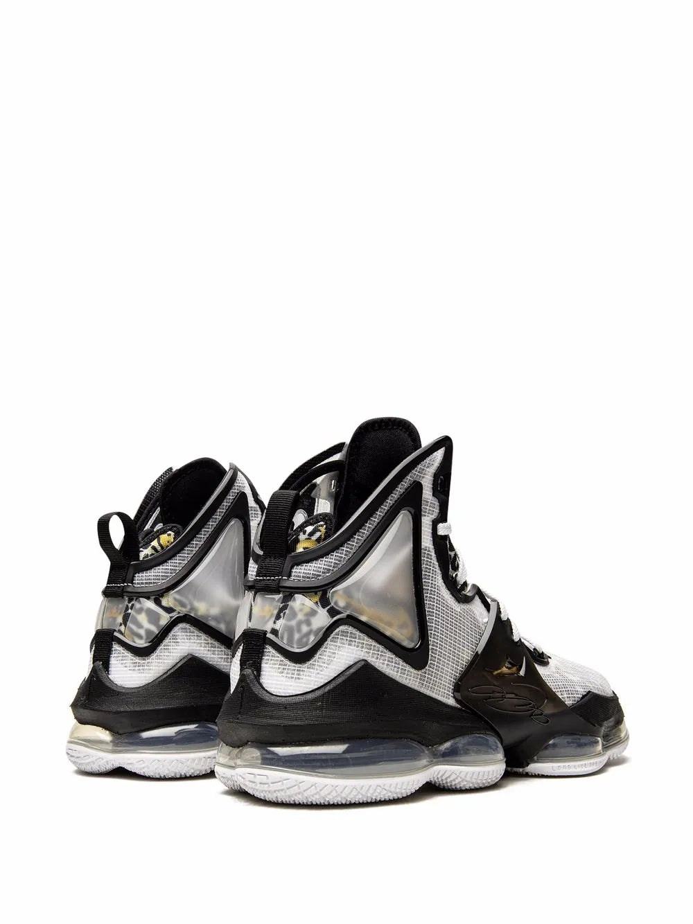 Lebron 19 Royalty