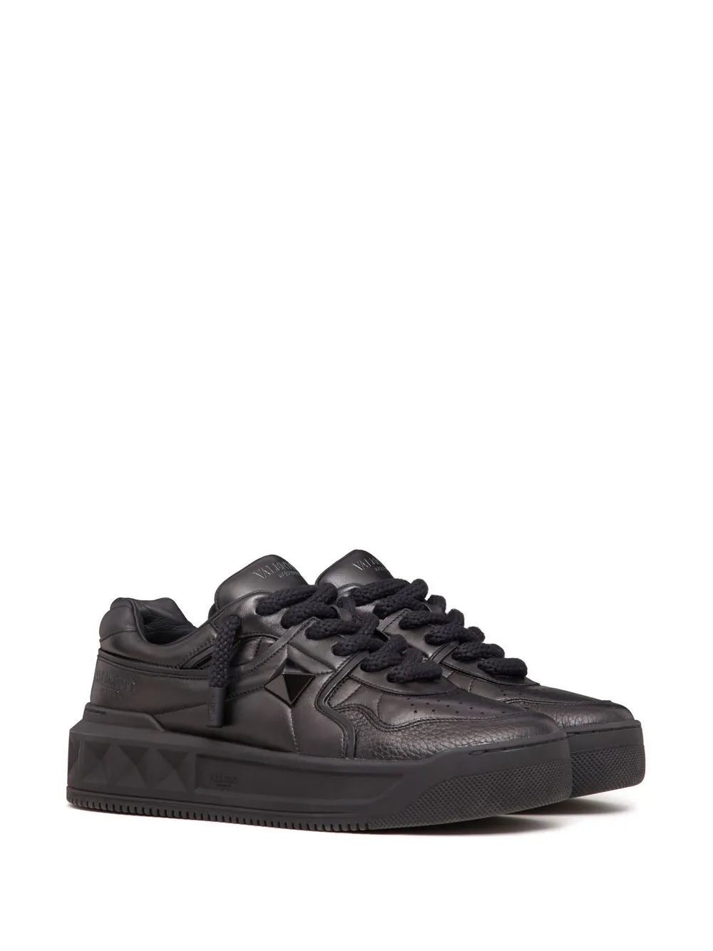 One Stud Xl Leather