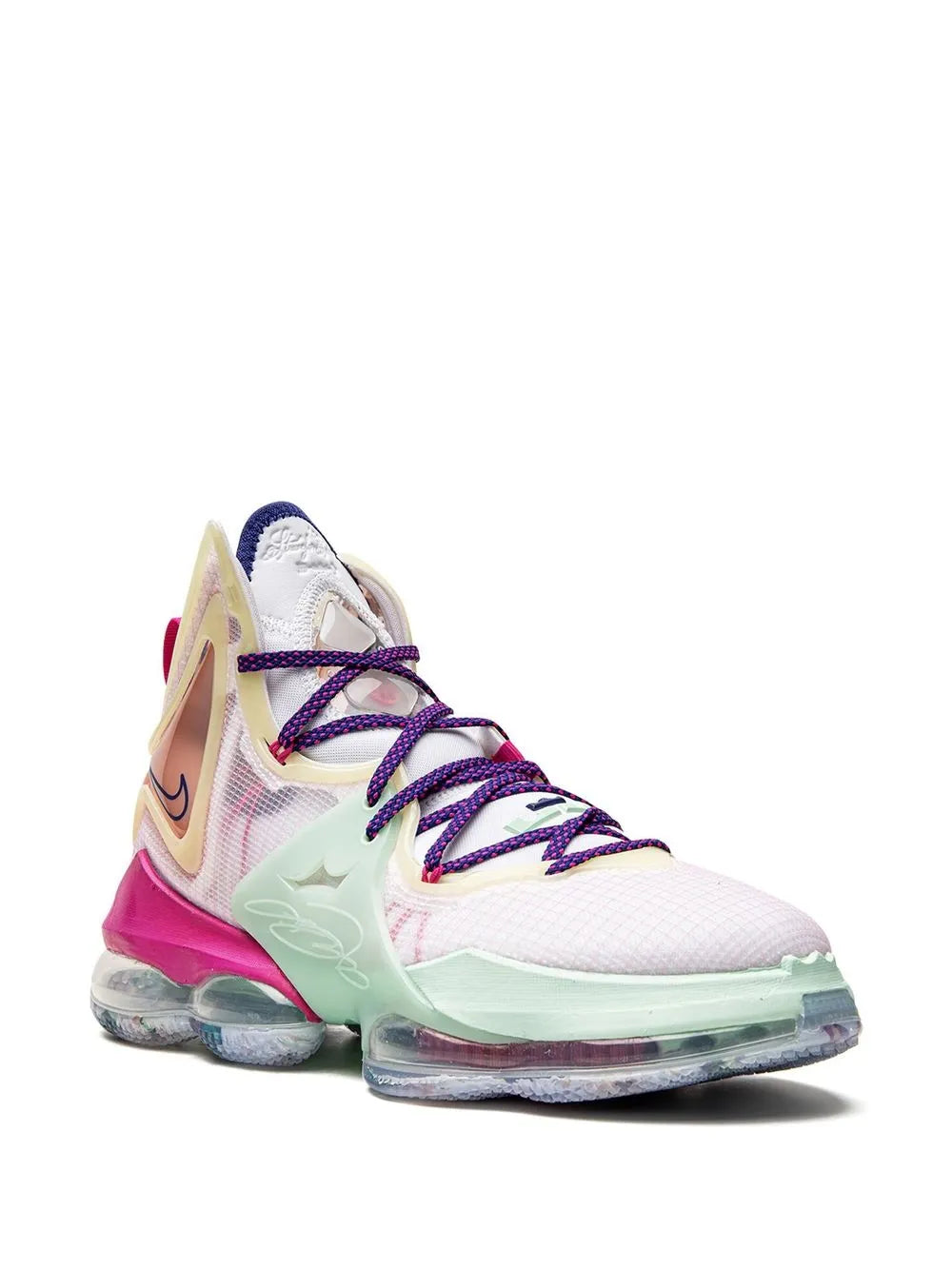 Lebron 19 Valentines Day
