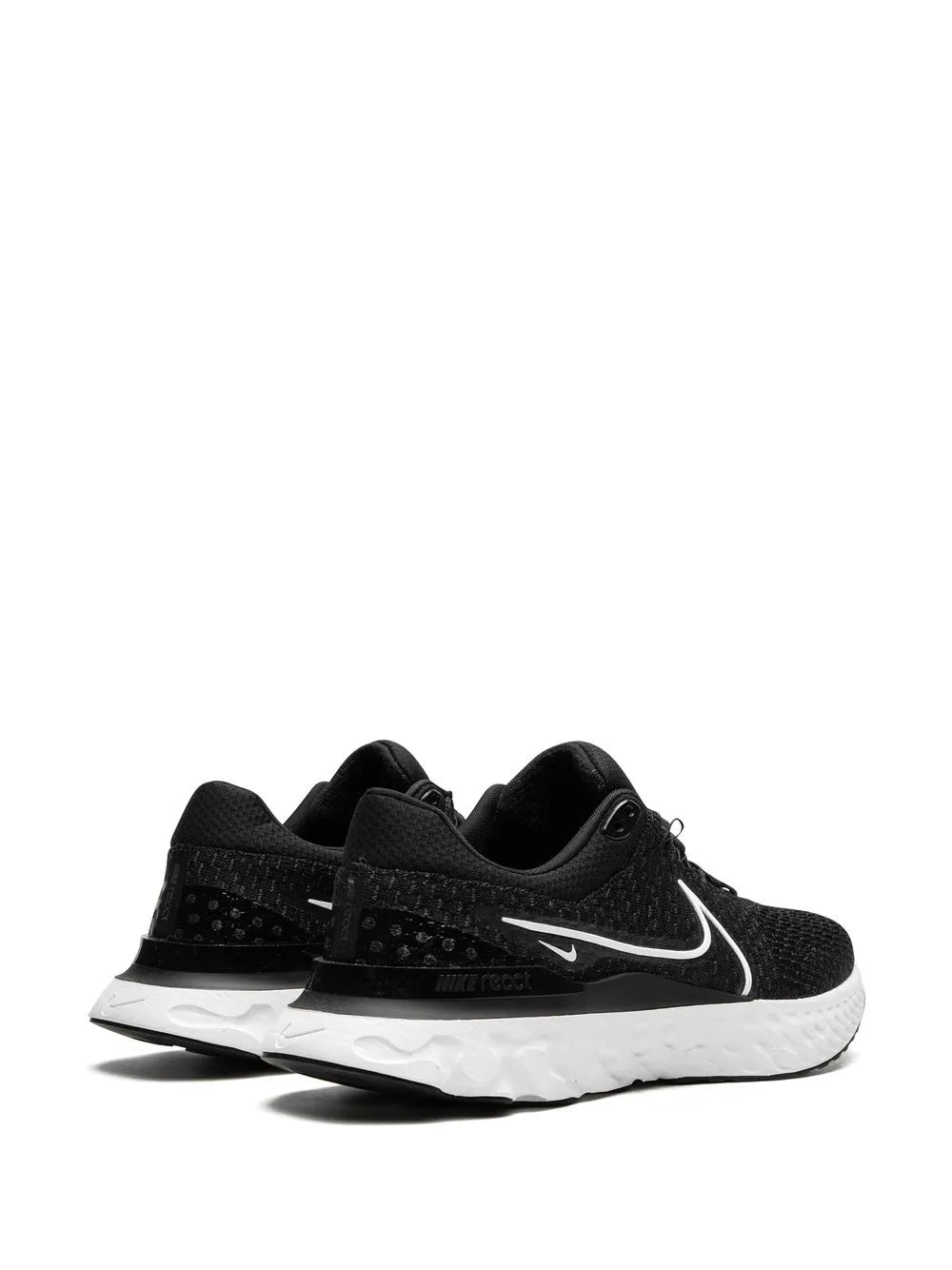 React Infinity Run Flyknit 3 Black/White