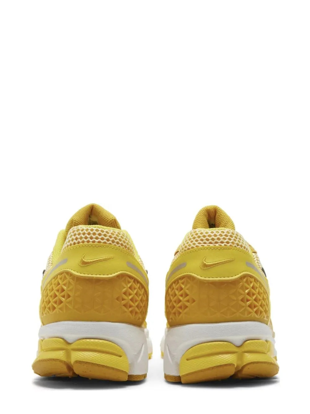 Zoom Vomero 5 Varsity Maize