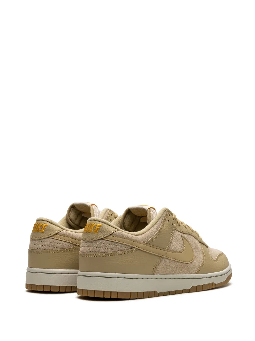 Dunk Low Wheat Suede