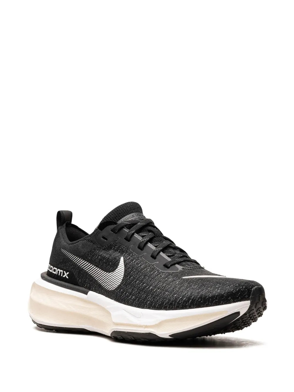 Zoomx Invincible Run Fk 3 Black/White