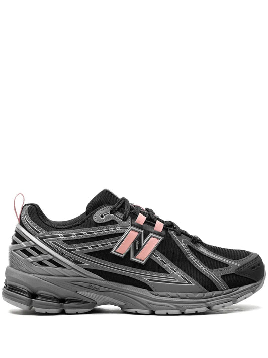 1906R Black/Pink