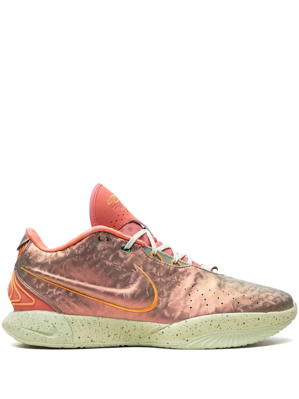 Lebron 21 Queen Conch