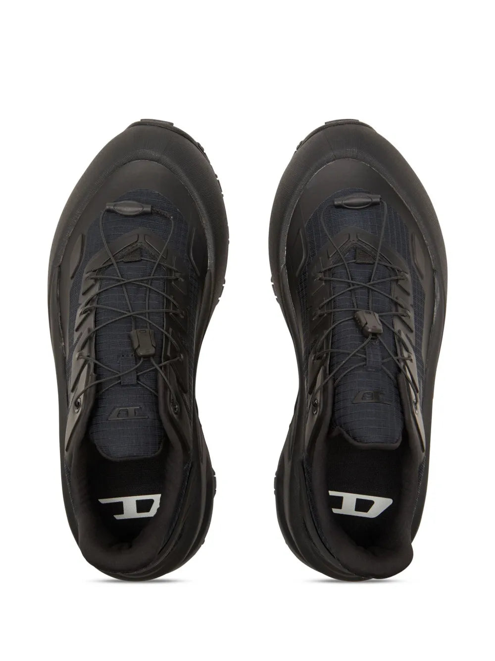 D-Cage Runner