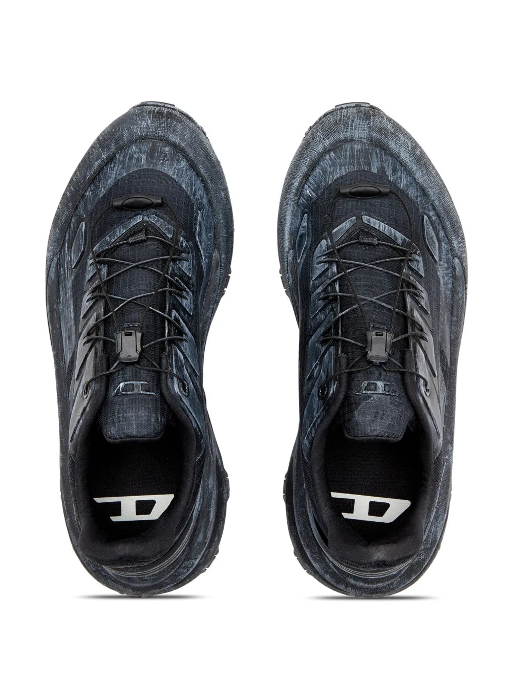 D-Cage Runner