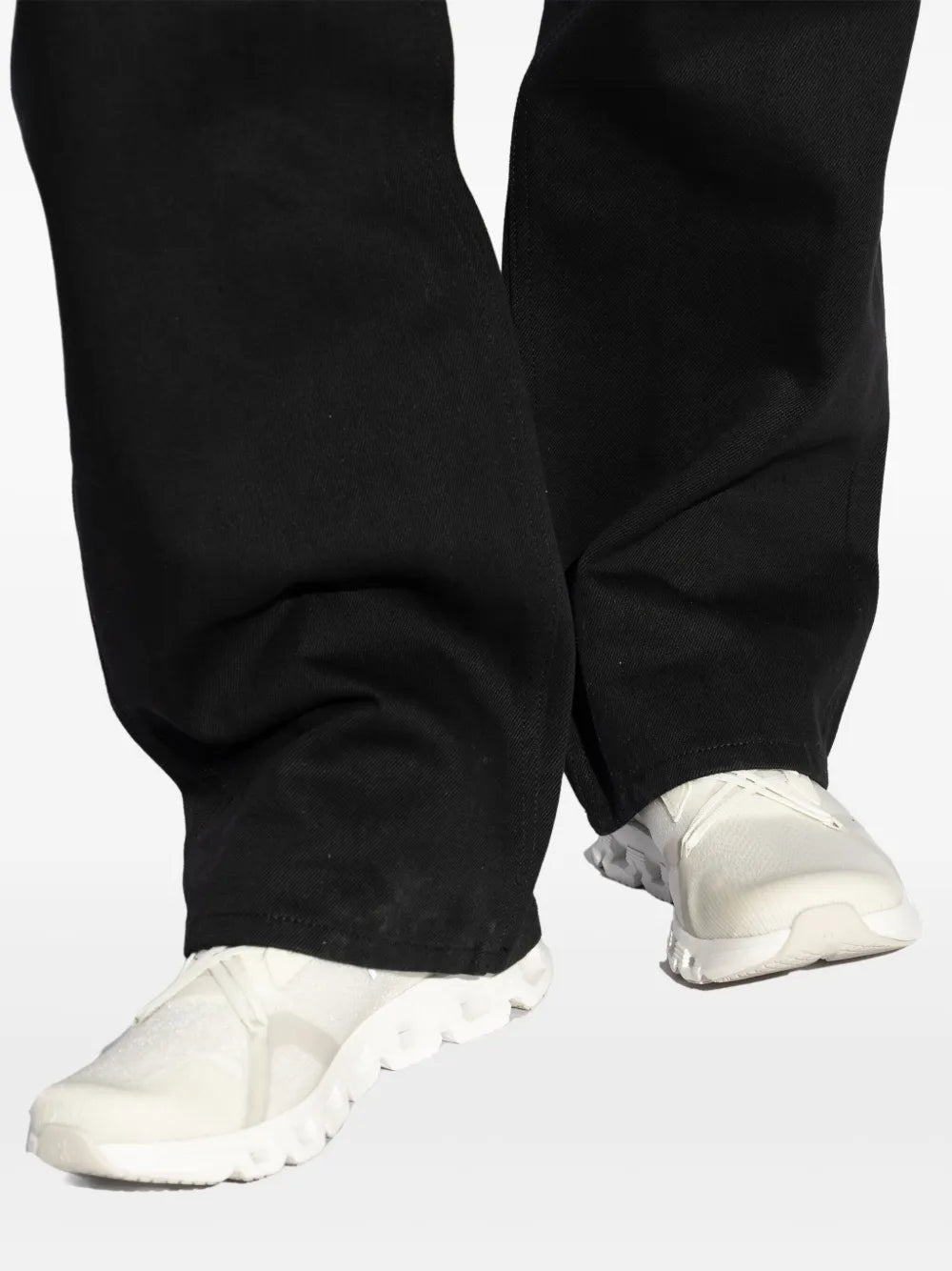 Cloud X 4 Trainers