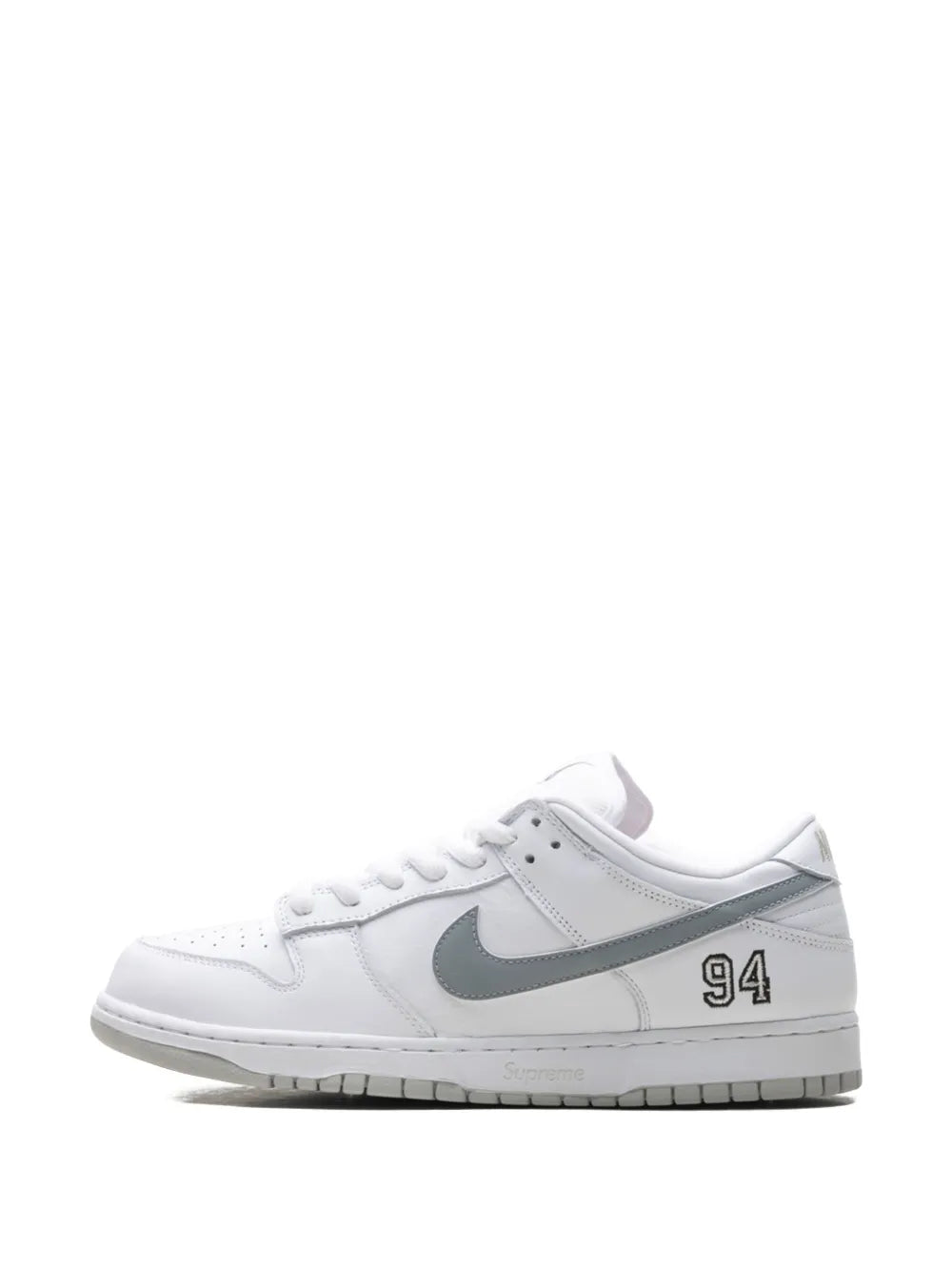 Sb Dunk Low Supreme - White