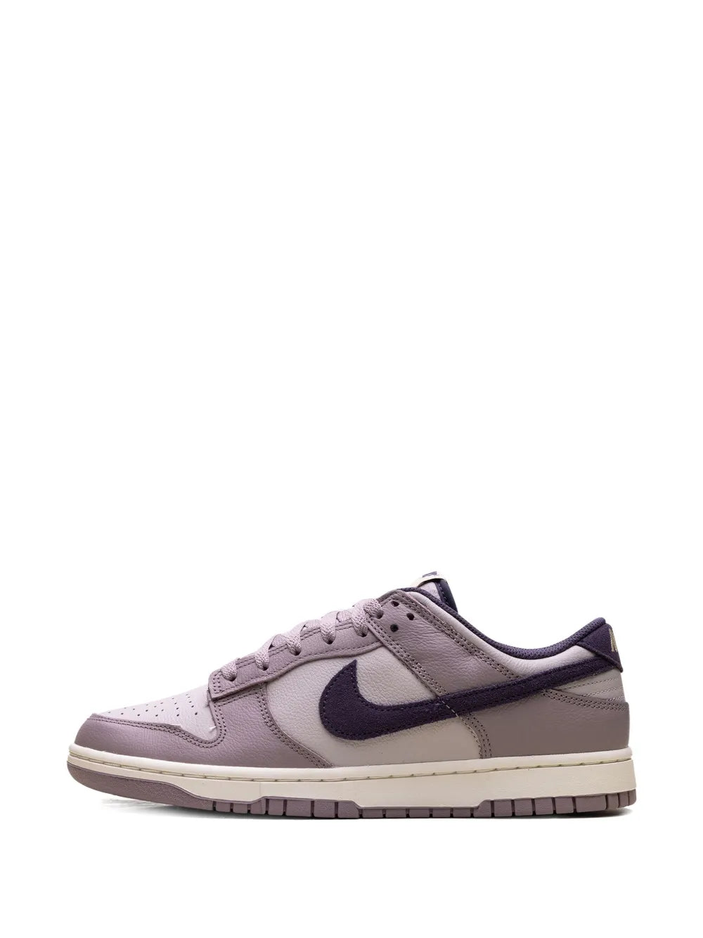 Dunk Low Se Light Violet Ore