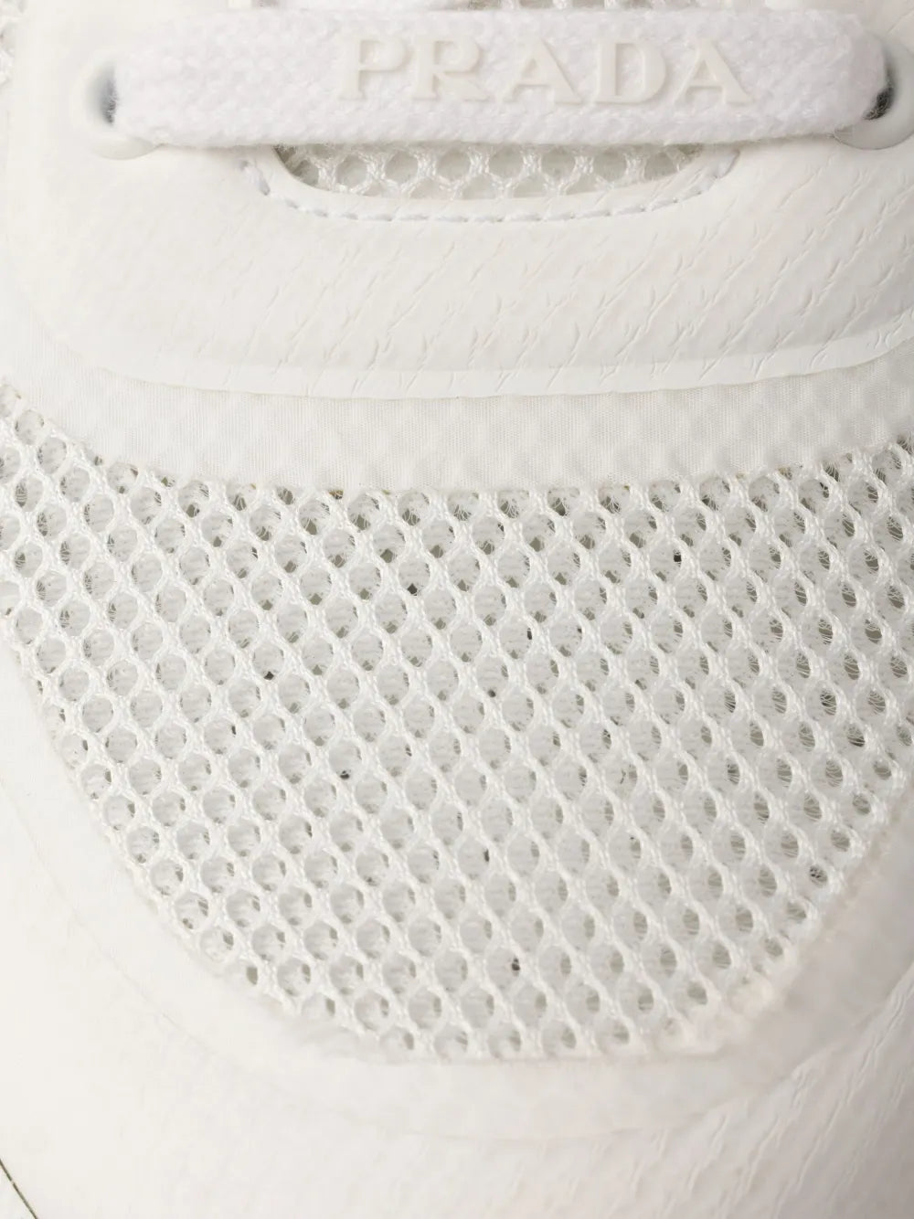 Prax 01 Mesh-Panelled