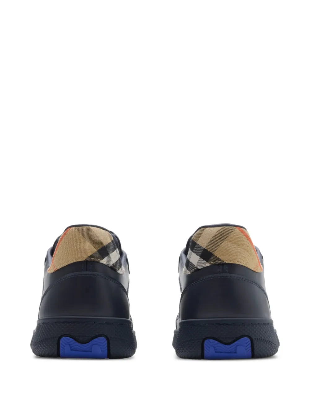 Check-Panelled
