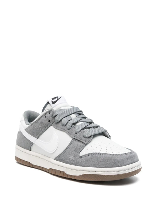 Dunk Low
