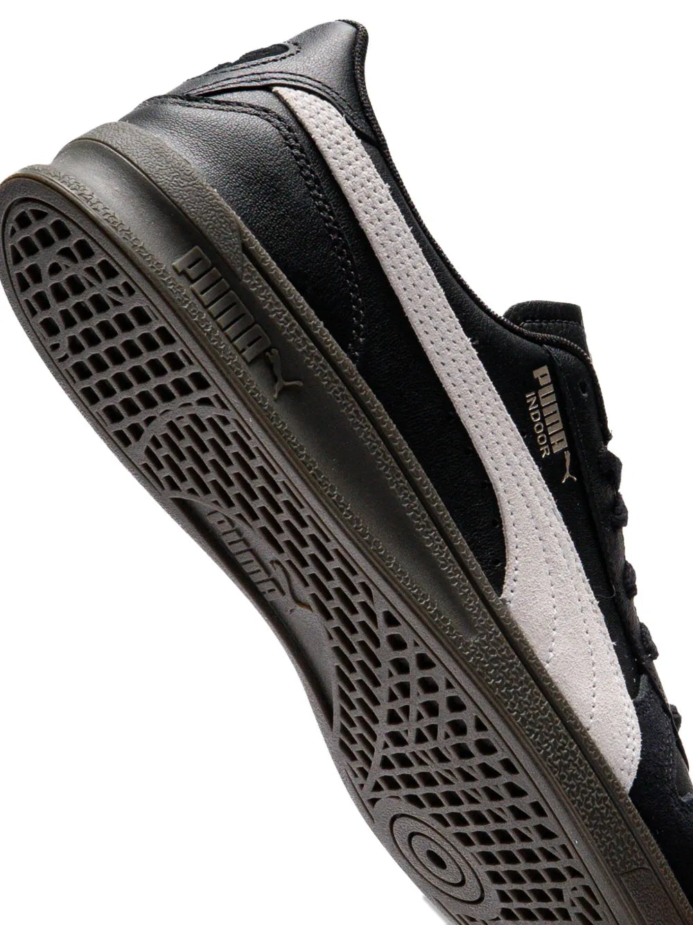 Indoor Og Black/White