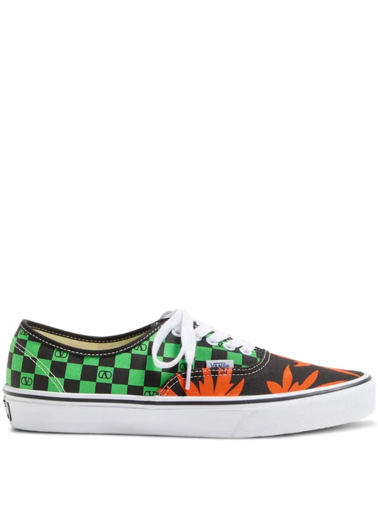 X Vlogo Checkerboard And Tropical Leaves-Print