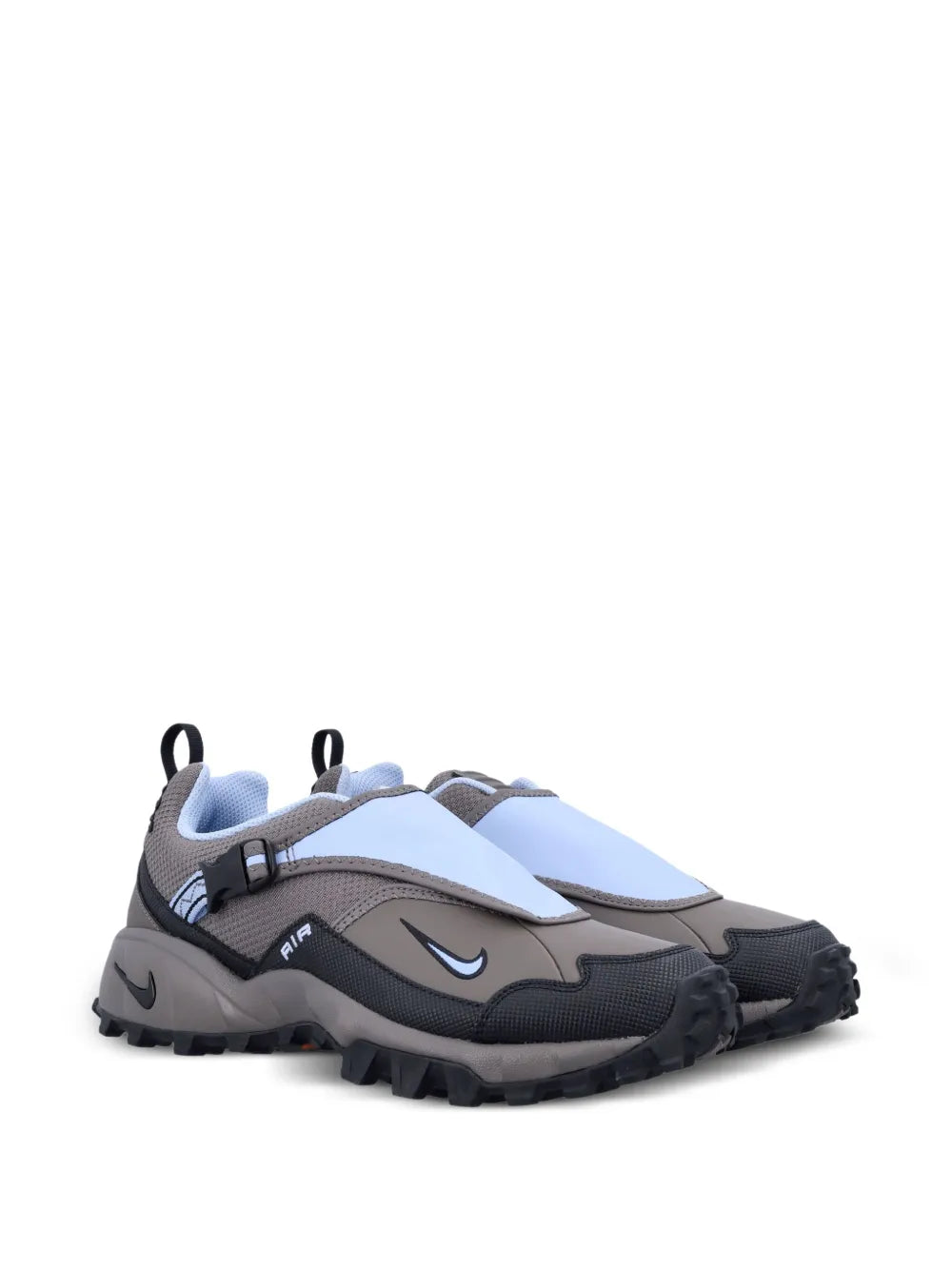 Phassad Slip-On