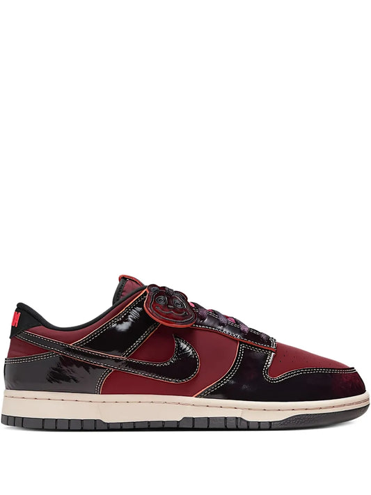 Dunk Low Se Red Panda